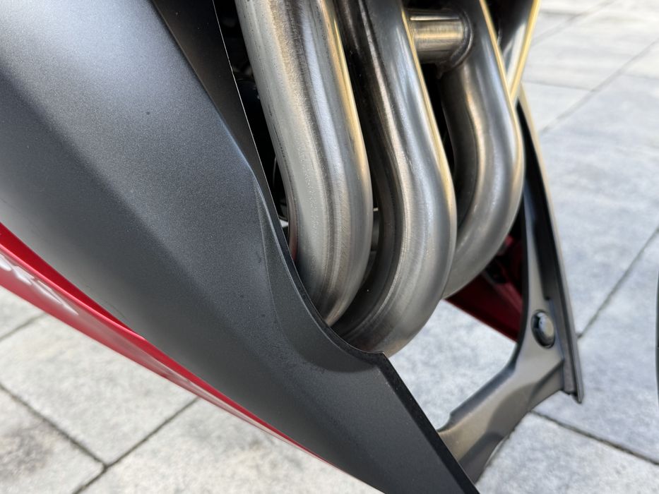 Suzuki gsx s 1000