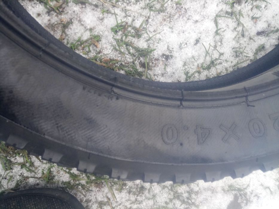 Покришка на електровелосипед 20х4 б/у