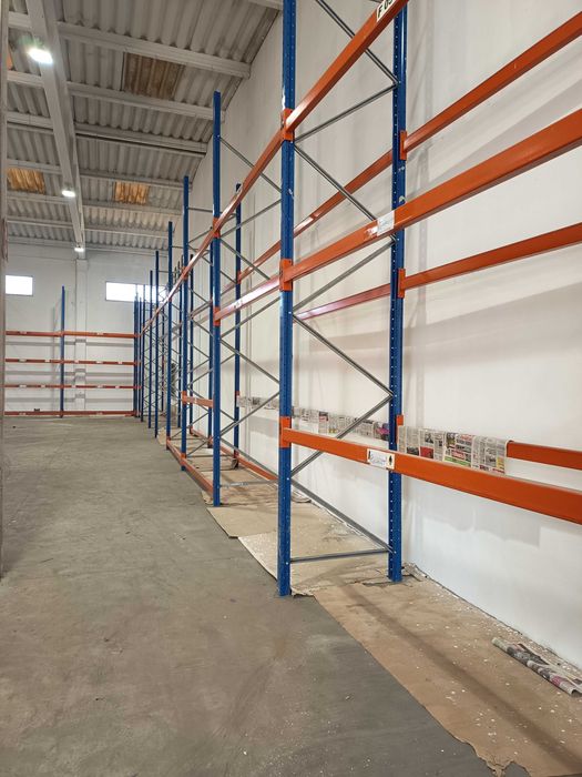 Bastidores / Estantes para Armazém