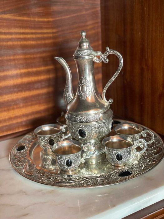 Conjunto de chá ou café arabe