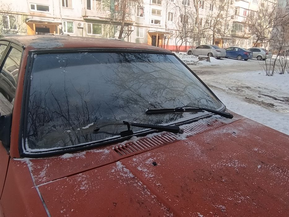 АЗЛК/Москвич 21412, червоний, на газу, зі страховкою