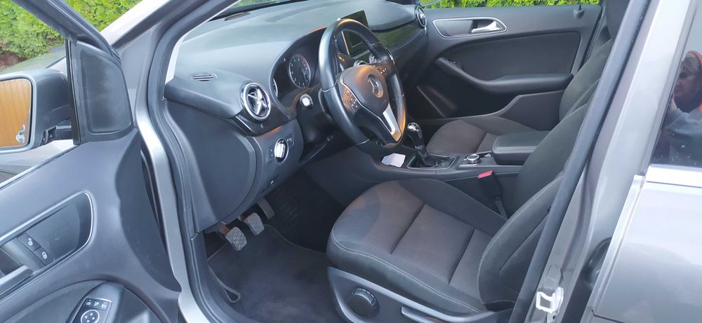 Mercedes Benz klasa B W246