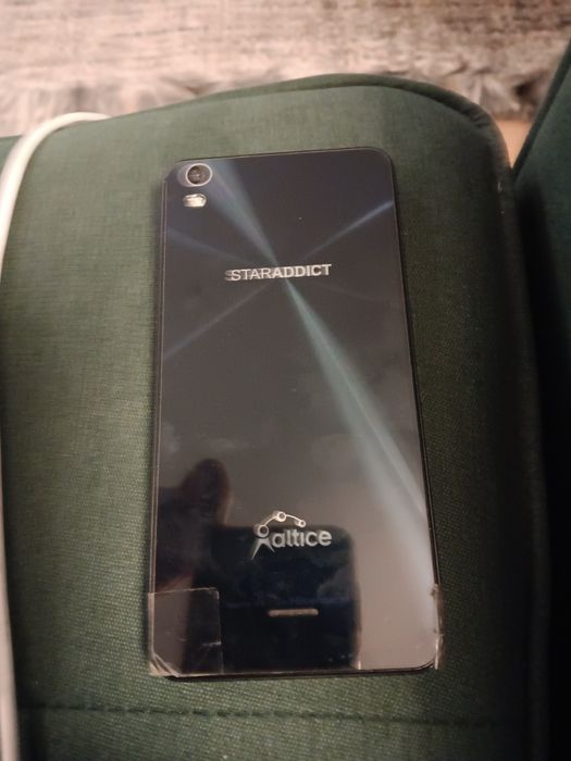 Telemovel staraddict 6