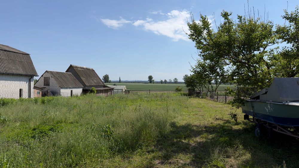 Продам ділянку 8 соток у м. Переяслав, Київська обл. тиха вулиця 1 година до Києва