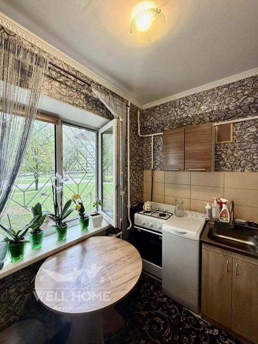 Продаж квартири 1к Кубанської України, 20 м.Лісова Київ