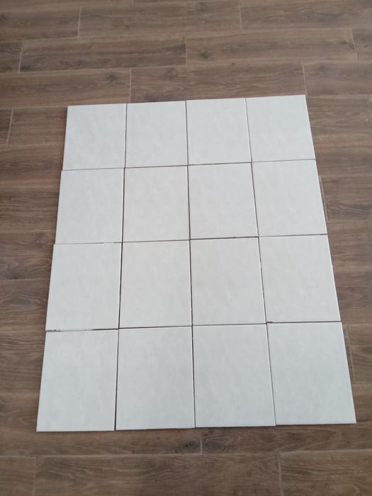 Плитка 25×20 б/в