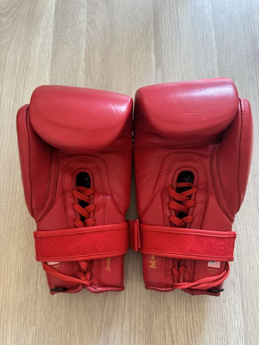 Vendo luvas Hit N Move All Day 16oz vermelhas como novas