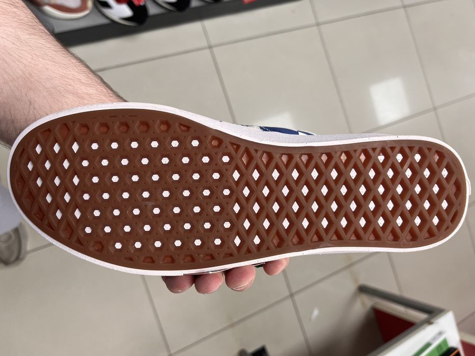 Vans   41. Розмір кеди