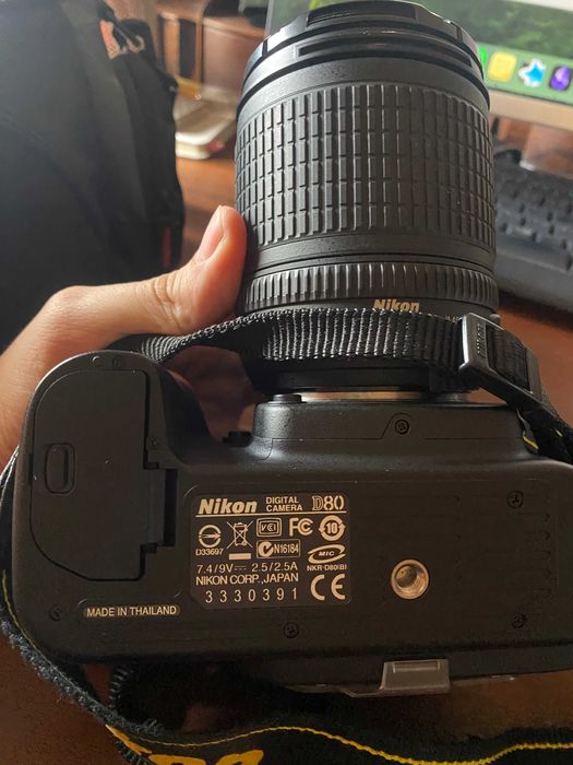 Câmara Nikon D80 Nova64172178619521124