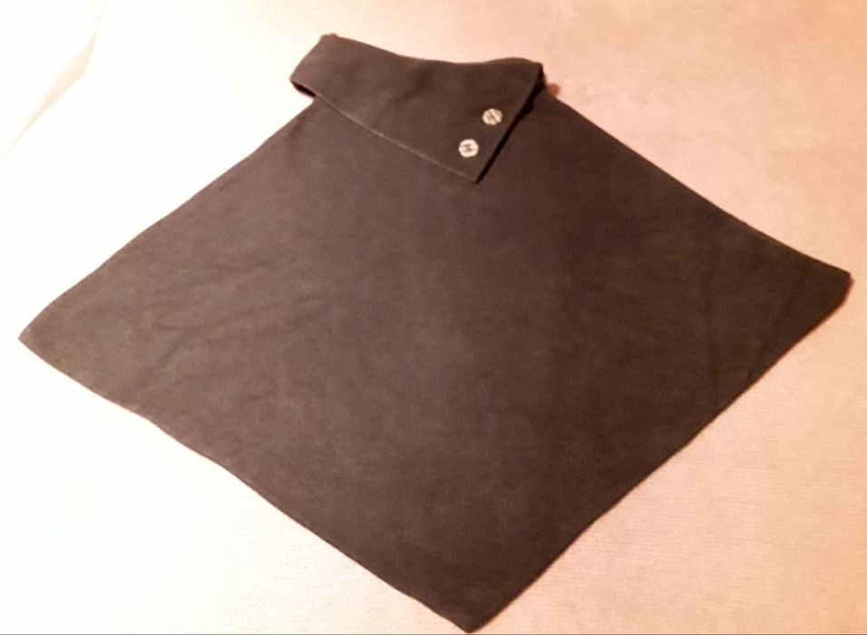 Capa / Poncho cinza PTN Store, tamanho único, novo sem etiqueta