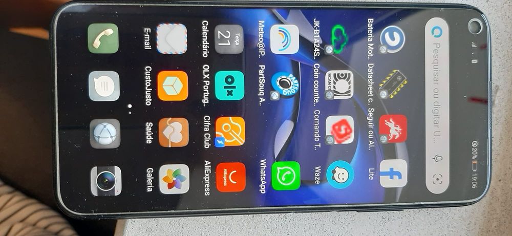 Huawei P40 como novo