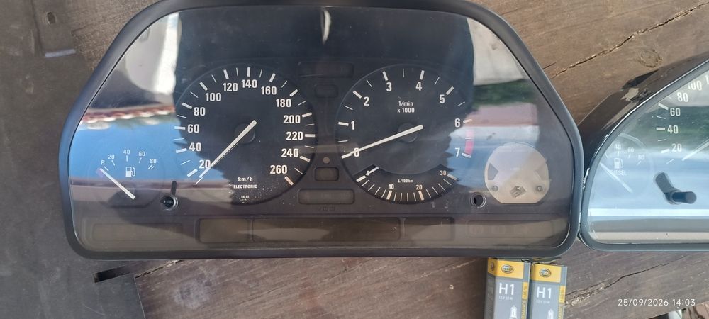 Material BMW E34