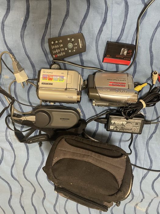 Видеокамера Sony ! Hc-23 !