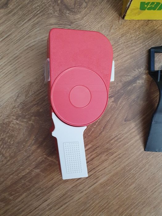 Игрушка  СССР Детское кино кинопроектор Неринга Новая