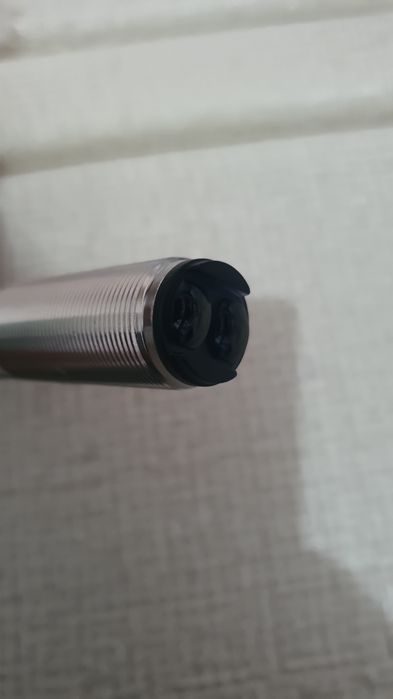 Laser Photocell E3f-r20c2 10-30v Waterproof M18 20mts Npn