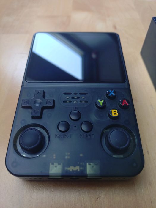 Przenośna konsola do gier wideo RS36S (kilkanaście tysięcy gier)