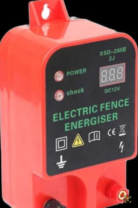 Pastuch ,elektryzator ogrodzeniowy ,wodoodporny