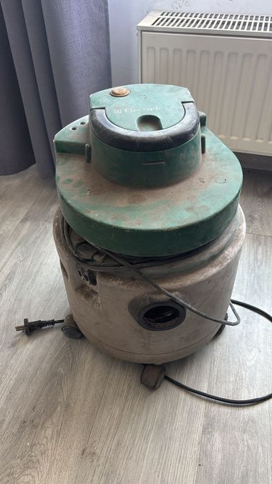 Odkurzacz przemysłowy warsztatowy ELECTROLUX (M2)