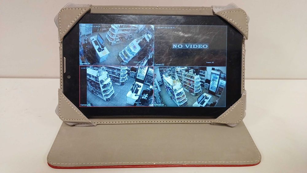 Планшет Pixus 7 дюймів з чохлом