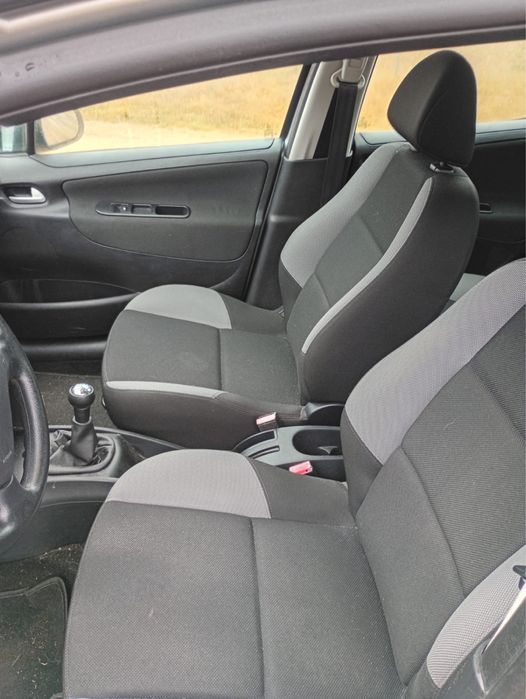 Peugeot 207 rok 2009