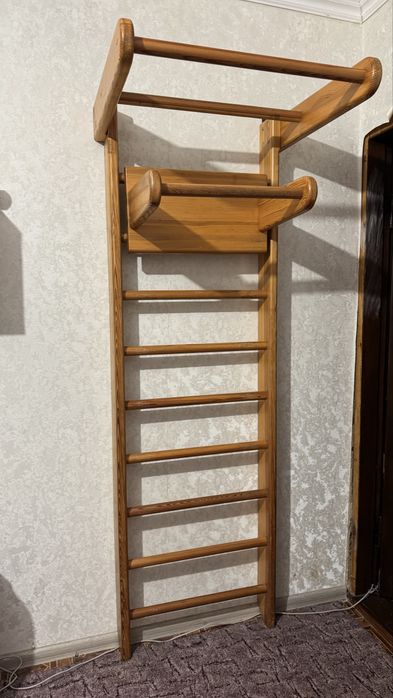 Швецька стінка з дерева