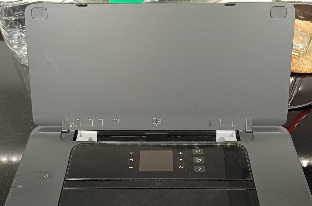 Impressora HP OfficeJet 200 Mobile (Multifunções) + Mala de transporte