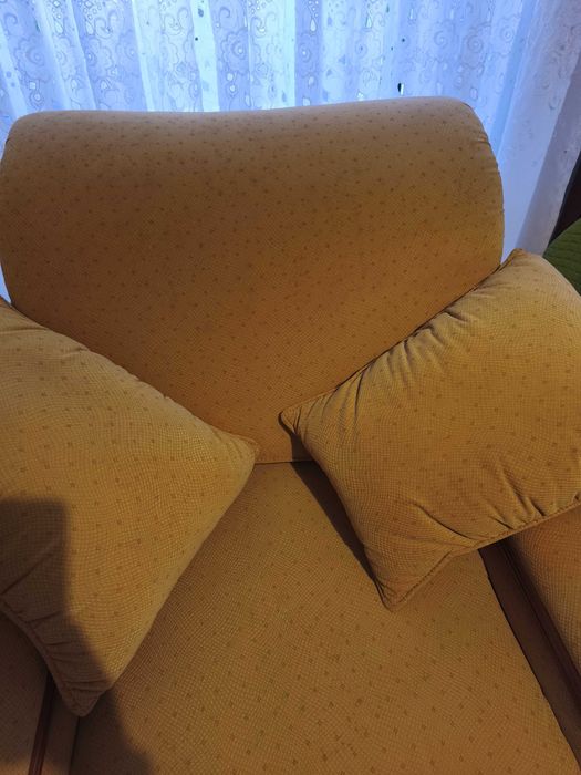 Conjunto de Sofás amarelos