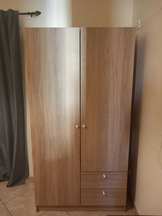 Roupeiro IKEA Vilhatten 190 x 98 x 55