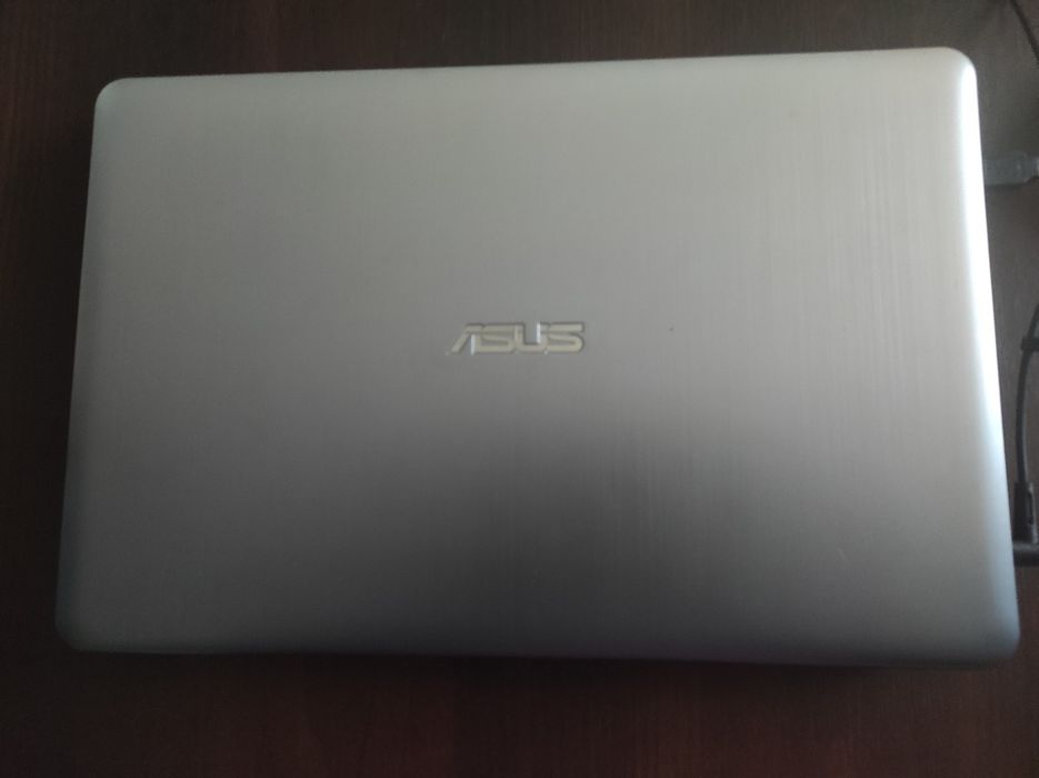 ノートパソコン ASUS D541N Amazon.co.jp: ASUS VIVOBOOK D541NA シルバー 15.6型ノートPC