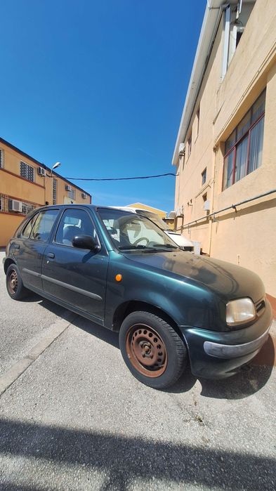 Nissan Micra 98 - 112,000 km