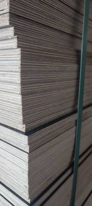 Sklejka wodoodporna 9mm Peri, mocna, laminowana, hit cenowy 52x98cm