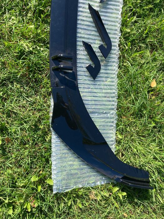 Передняя губа(сплитер) RS и S-Line бампер Audi A4 B9 LCI 2019-2022год.