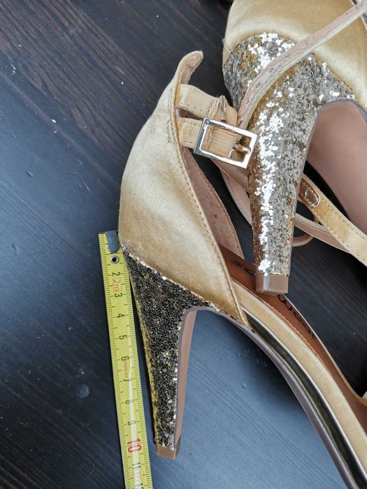 Buty damskie, Clarks, szpilki, sandałki, rozmiar 40