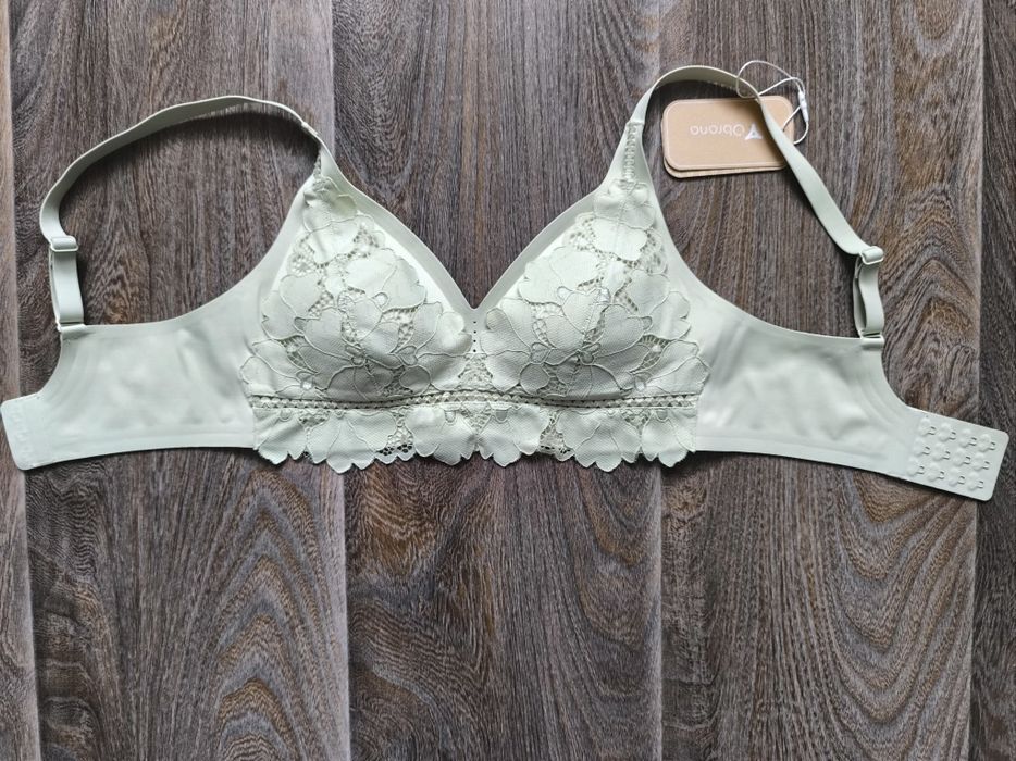 Obrana, стильний безшовний бюст з мереживом В/С 70/75/80/85, 3 кольори