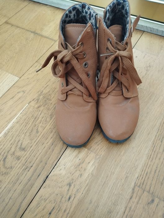 Botins castanhos 38