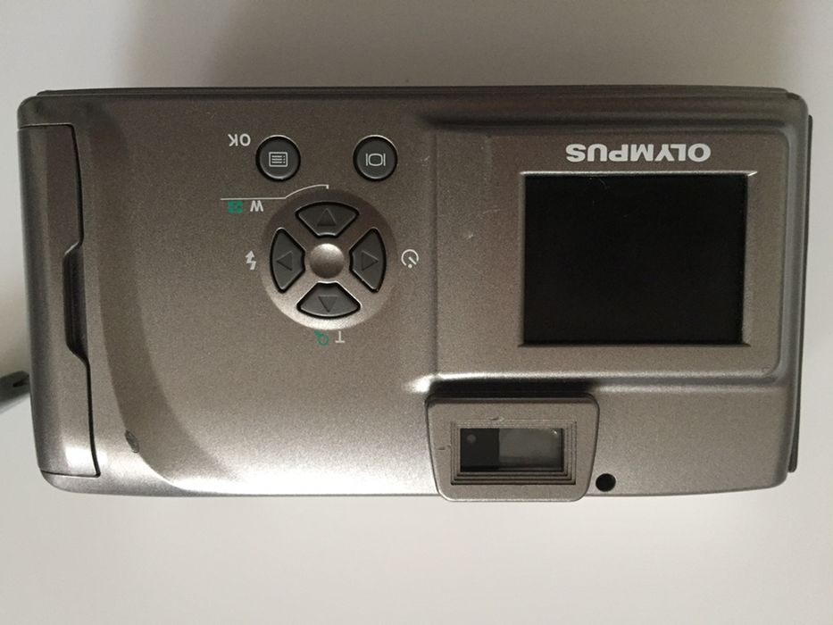 Maquina digital OLYMPUS D-380