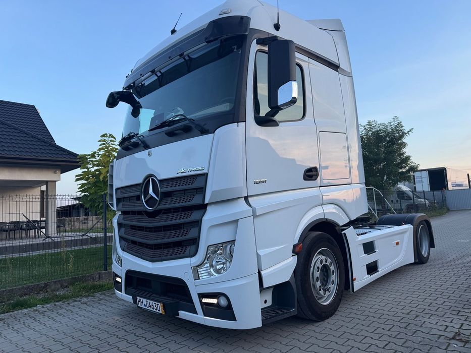 Mercedes-Benz