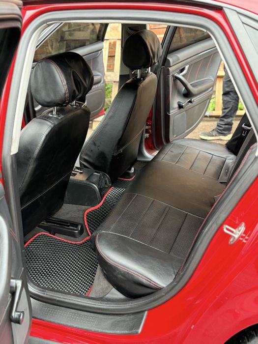 Ауді а4 б6 2001 1.6 бензин,в гарному стані