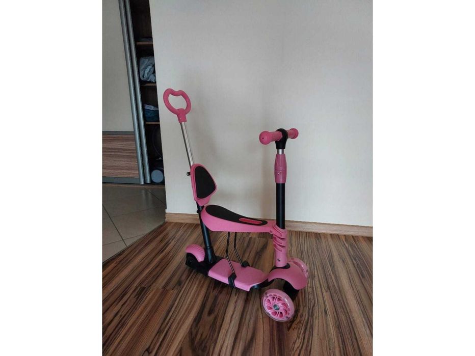 Jeździk Hulajnoga Pchacz dla Dziecka Trójkołowy 3w1 LED Różowy