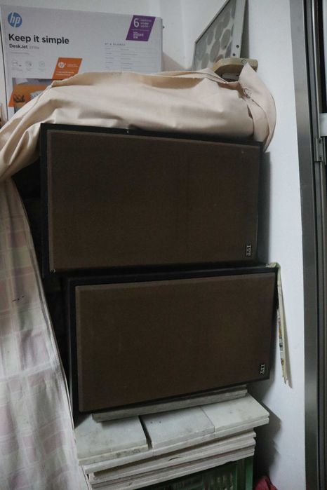 Gira Discos  ITT MC 200064730083341955123