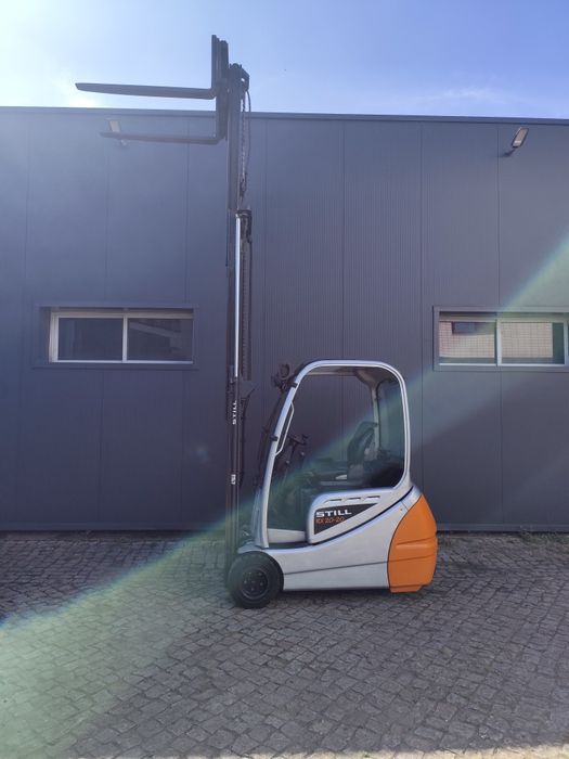 Empilhador eléctrico Still RX 20-20