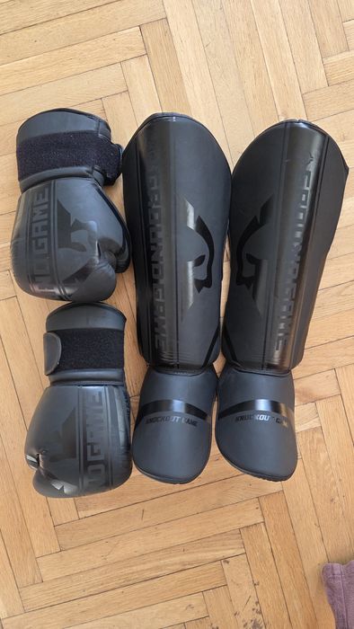 Ground Game black stripe rękawice i ochraniacze na piszczele