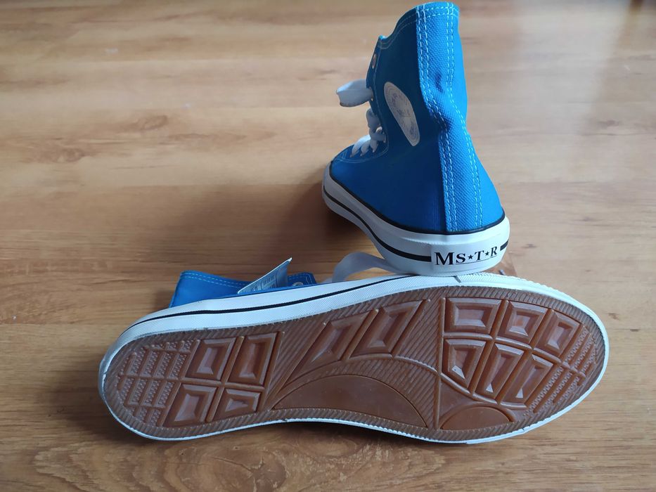 Trampki wysokie niebieskie  rozmiar 43 / 42