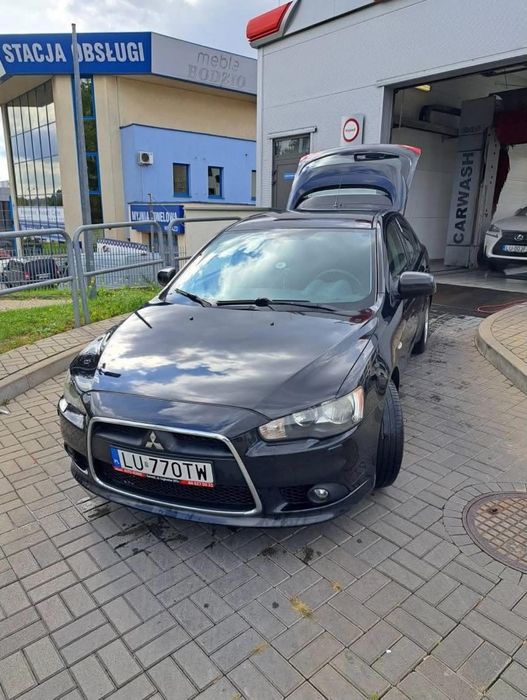 Mitsubishi Lancer