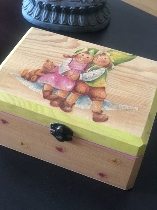 Caixa e Quadro de decoração