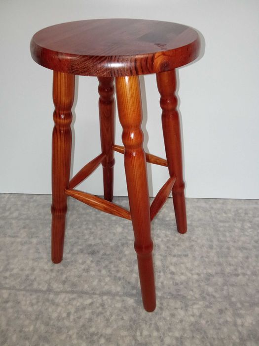 Taboret drewniany sosnowy 60 cm Półbarowy PRODUCENT MEBLI