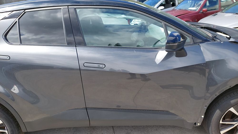Porta frente direita TOYOTA C-HR (_X2_, _H2_)
