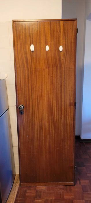 Porta de sala - madeira