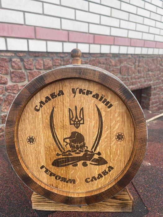 Бочки дубові бочка діжка дубова для алкоголю вина коняку віскі