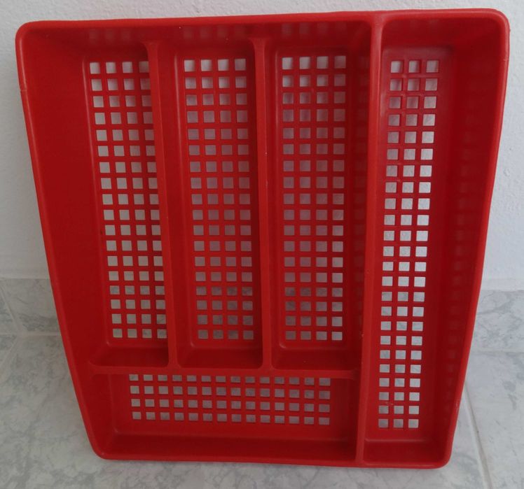 Tabuleiro / Separador de Talheres64750495136513121
